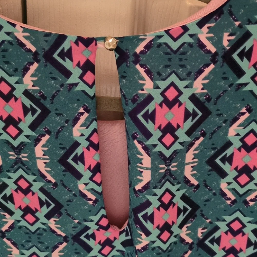 Everly Pink and Teal Patterned Dress - Picture 3 of 4